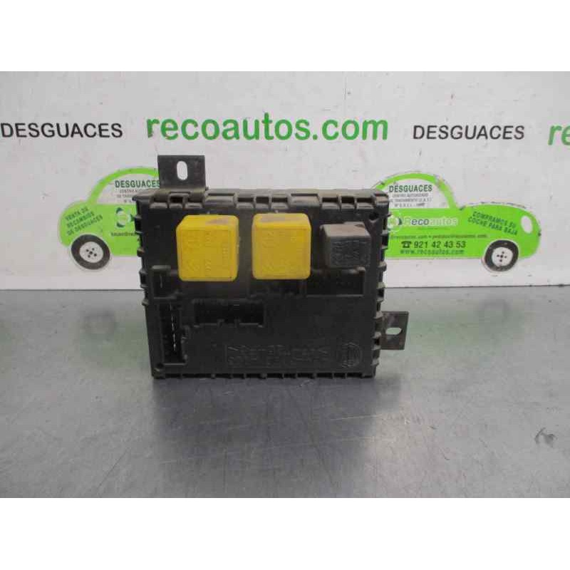 Recambio de caja reles / fusibles para fiat brava (182) 1.9 diesel referencia OEM IAM 46443390  