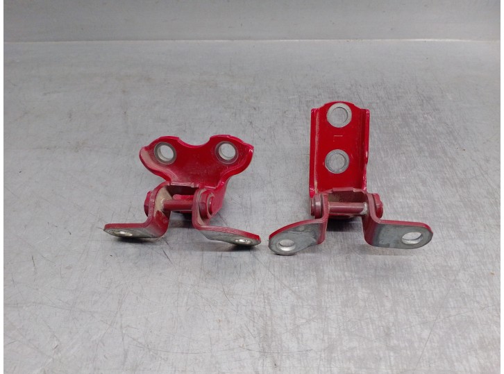 Recambio de bisagra puerta para lexus ct 200h referencia OEM IAM 6990660050 TRAS INF / SUPE 6878052031