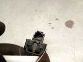 Recambio de mando elevalunas trasero derecho para renault clio v (b7_) 1.6 e-tech 140 (b7mu) referencia OEM IAM 254218388R 25421