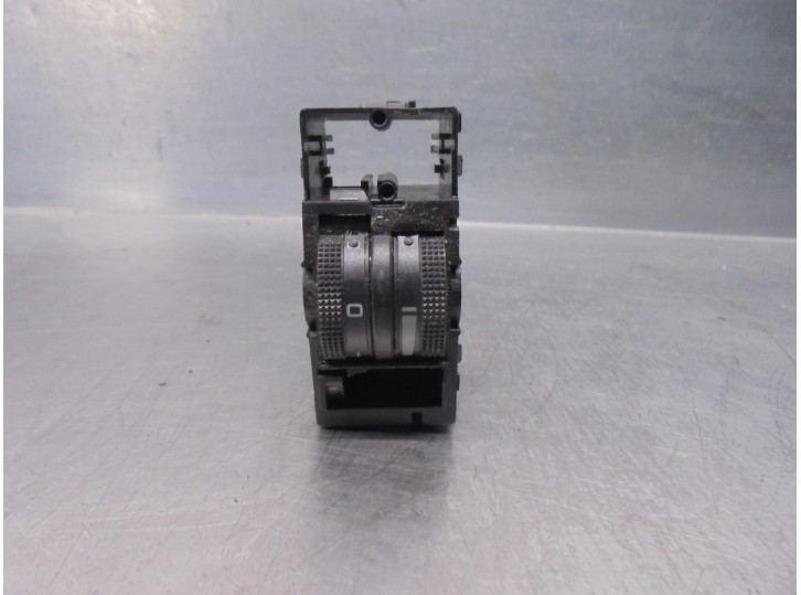 Recambio de mando luces salpicadero para seat altea xl (5p5) 2.0 tdi referencia OEM IAM 5P0919094A 