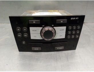 Replacement audio system / CD radio for Opel Corsa D OPC OEM IAM reference 13254183 