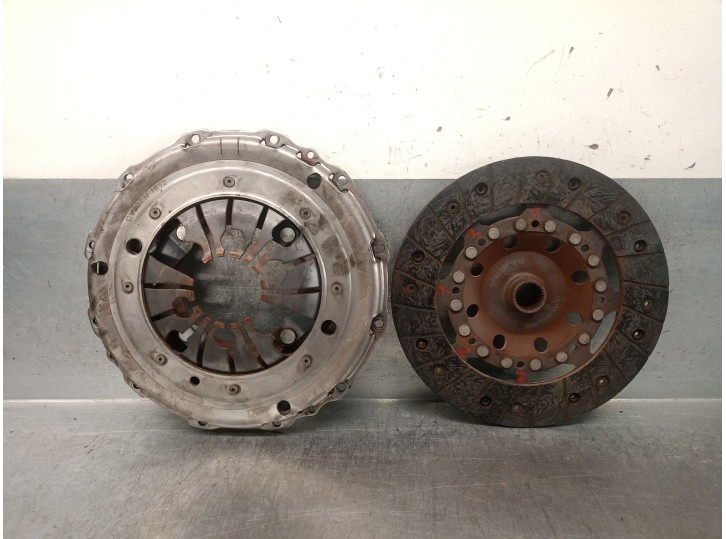 Recambio de kit embrague para seat leon (1m1) 1.9 tdi referencia OEM IAM 032141025M 032141025M 