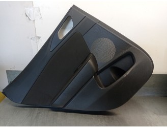 Recambio de guarnecido puerta trasera izquierda para kia xceed (cd) 1.0 t-gdi referencia OEM IAM 83301J7812DQD 83301J7812 