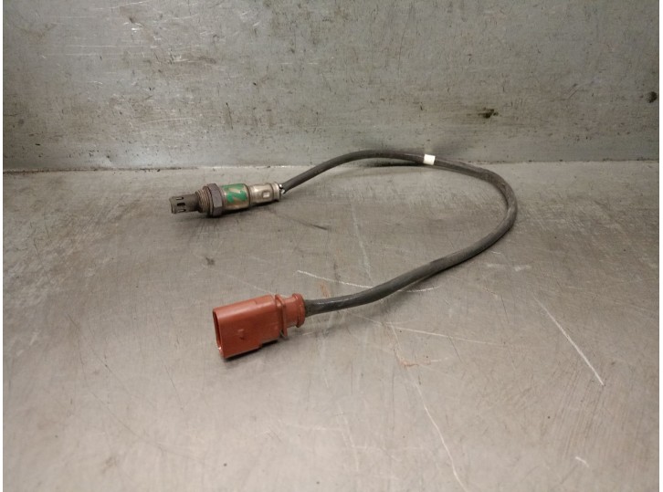 Replacement lambda sensor for Volkswagen Touran (5T1) 1.4 TSI OEM IAM reference 04E906262AR 04E906262AR 