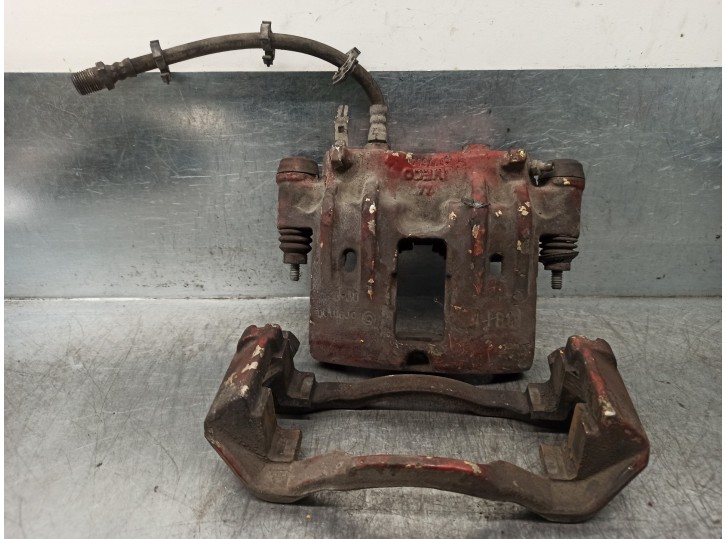 Recambio de pinza freno delantera izquierda para iveco daily caja abierta / volquete referencia OEM IAM 777600 BREMBO