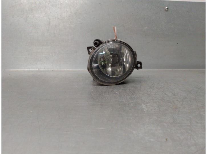 Recambio de faro antiniebla derecho para volkswagen jetta (1k2) 1.9 tdi referencia OEM IAM 1T0941700H 