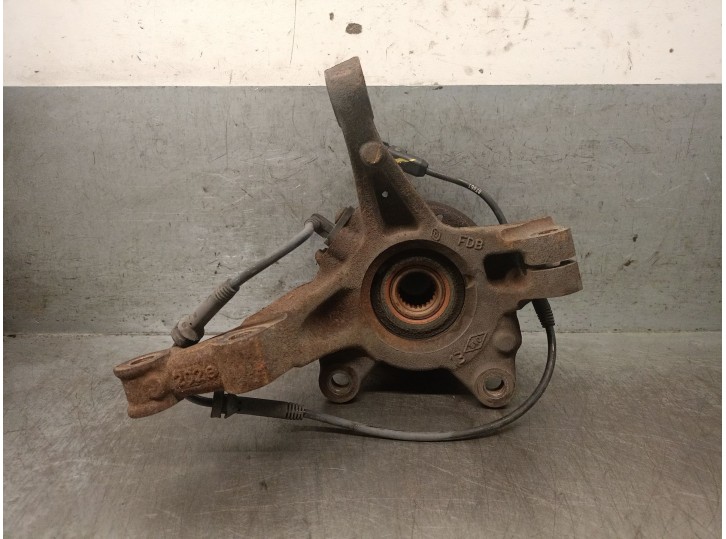 Recambio de mangueta delantera derecha para dacia sandero ii 0.9 tce cat referencia OEM IAM 400143444R 400143444R 