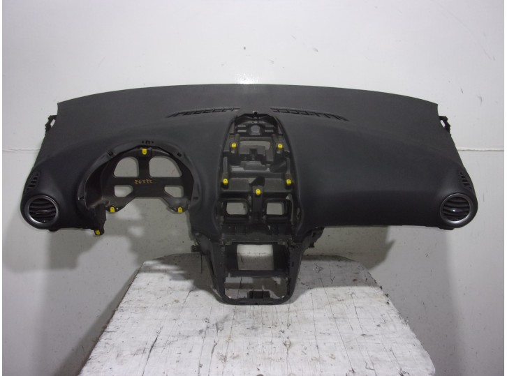 Recambio de salpicadero para opel corsa d opc referencia OEM IAM  NEGRO 