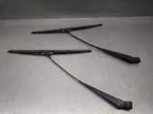 Recambio de brazo limpia delantero izquierdo para ford fiesta (dx) 1.3 cat referencia OEM IAM 1059108 