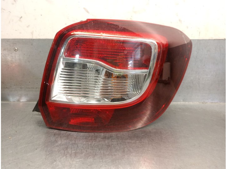 Recambio de piloto trasero derecho para dacia sandero ii 0.9 tce cat referencia OEM IAM 265500465R 265500465R VALEO