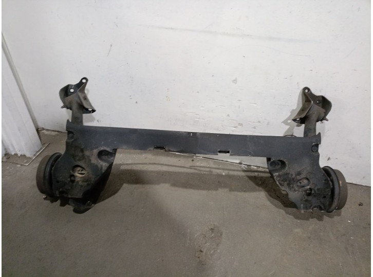 Recambio de puente trasero para dacia sandero ii 0.9 tce cat referencia OEM IAM 555016394R 555016394R 