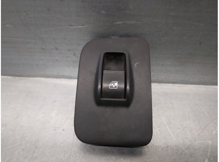 Recambio de mando elevalunas delantero derecho para peugeot bipper tepee 1.3 16v hdi fap referencia OEM IAM 7354612800 