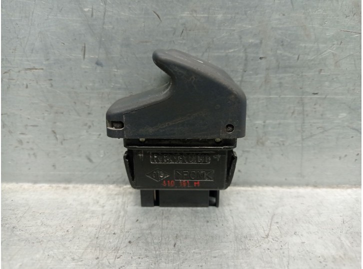 Recambio de mando elevalunas delantero izquierdo para renault clio ii fase i (b/cbo) 1.6 referencia OEM IAM 410151H 8200467793 