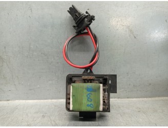 Recambio de resistencia calefaccion para renault clio ii fase i (b/cbo) 1.6 referencia OEM IAM 7701206104  
