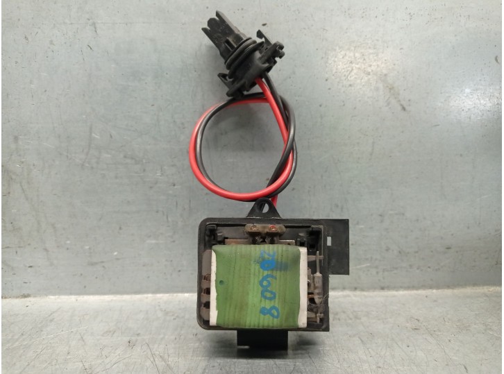 Recambio de resistencia calefaccion para renault clio ii fase i (b/cbo) 1.6 referencia OEM IAM 7701206104  