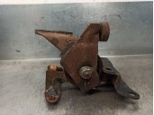 Recambio de soporte motor izquierdo para mazda 323 berlina c/f/s (ba) 1.5 c referencia OEM IAM BC1D39100E 