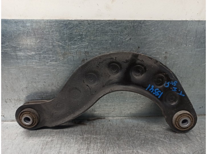 Recambio de brazo suspension superior trasero izquierdo para volvo v40 básico referencia OEM IAM 31406582  