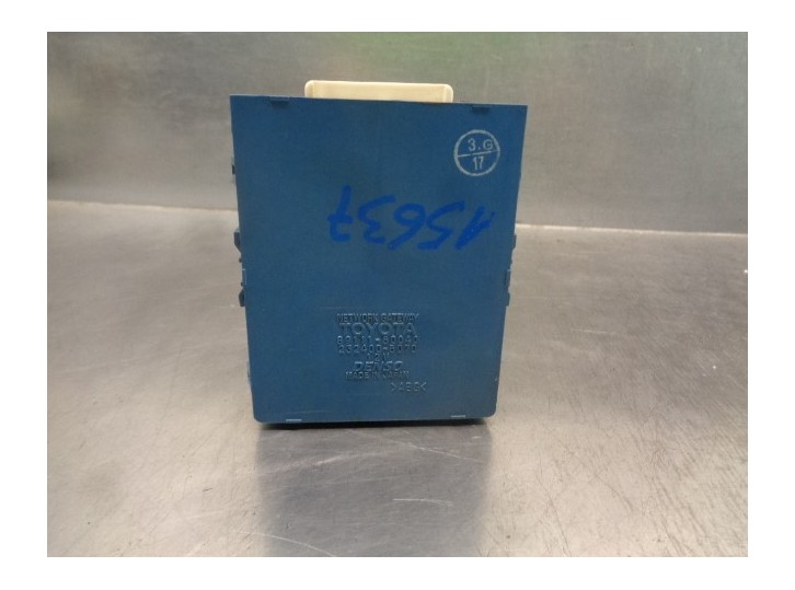 Recambio de modulo electronico para lexus ls430 (ucf30) básico (07.2003) referencia OEM IAM 8911150040 2324005070 DENSO