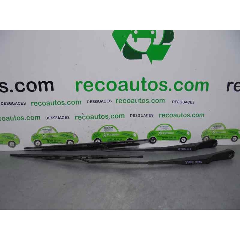 Recambio de brazo limpia delantero derecho para land rover freelander 2.0 td4 cat referencia OEM IAM   