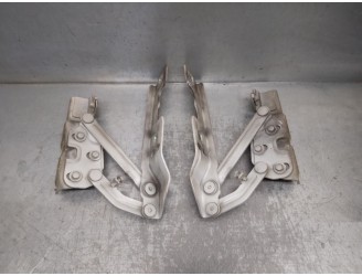 Replacement hood hinge for Opel Astra J Sports Tourer 1.7 16V CDTi OEM IAM reference 20879203 
