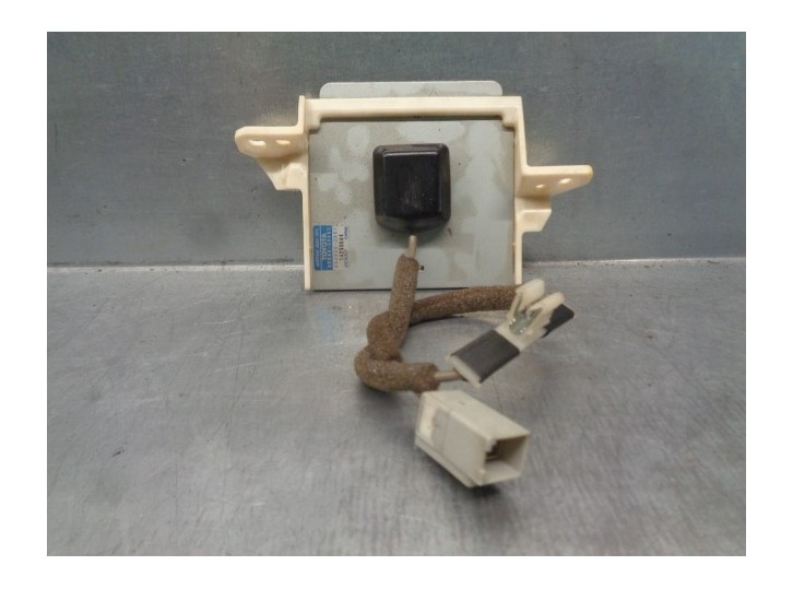 Recambio de antena para lexus ls430 (ucf30) básico (07.2003) referencia OEM IAM 8686050080 4628000651 DENSO