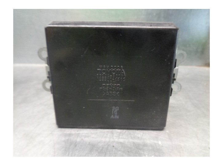 Recambio de modulo electronico para lexus ls430 (ucf30) básico (07.2003) referencia OEM IAM 8922450070 1233006510 DENSO