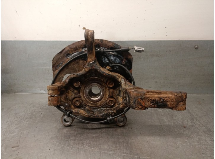 Recambio de mangueta delantera izquierda para nissan qashqai i (j10, nj10) 2.0 referencia OEM IAM 40015JD000 40015JD000 