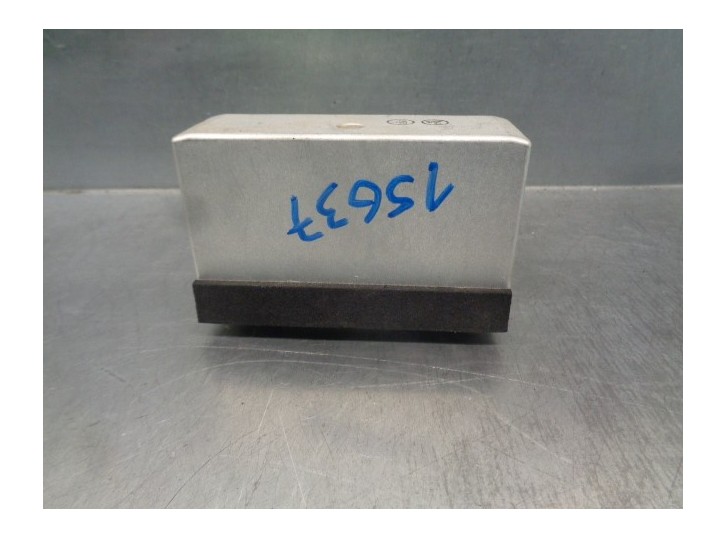 Recambio de modulo electronico para lexus ls430 (ucf30) básico (07.2003) referencia OEM IAM 8824050151 0364000472 DENSO