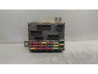 Recambio de caja reles / fusibles para alfa romeo 156 (116) 1.9 jtd cat referencia OEM IAM 46447809 