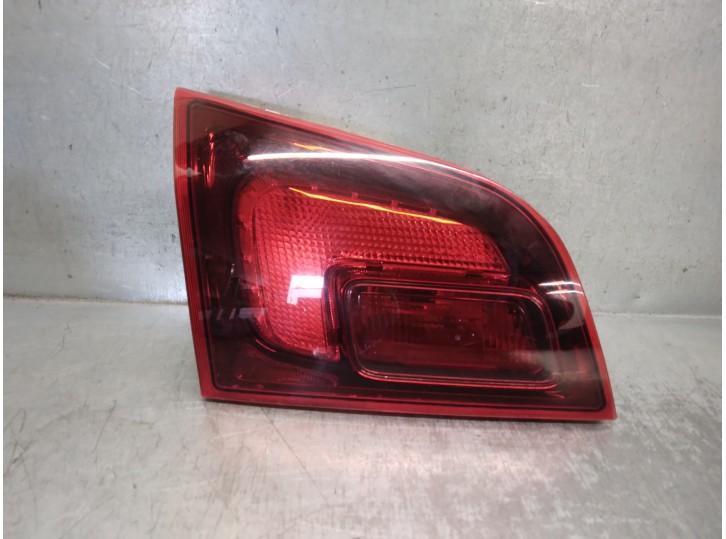Recambio de piloto trasero izquierdo para opel astra j sports tourer 1.7 16v cdti referencia OEM IAM 13314054 DE PORTON 