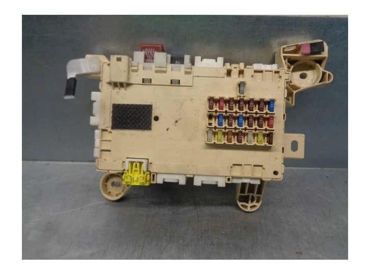 Recambio de caja reles / fusibles para lexus ls430 (ucf30) básico (07.2003) referencia OEM IAM 8273050140  