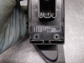 Recambio de mando elevalunas trasero derecho para opel astra j sports tourer 1.7 16v cdti referencia OEM IAM 13301888 
