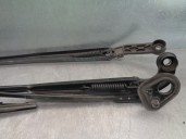 Recambio de brazo limpia delantero derecho para lexus ls430 (ucf30) básico (07.2003) referencia OEM IAM 8522150100 8521150110 