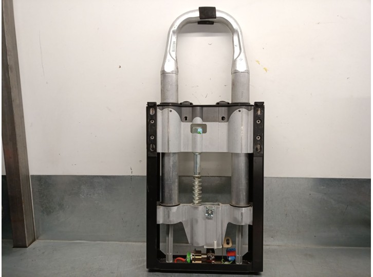 Recambio de reposacabezas para peugeot 307 cc (s1) 2.0 16v cat referencia OEM IAM 9643468680  