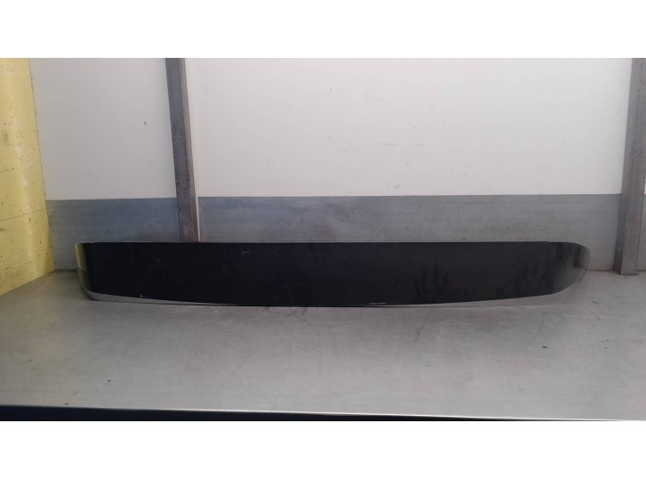 Recambio de aleron trasero para chevrolet aveo 1.3 diesel cat referencia OEM IAM 96975059 