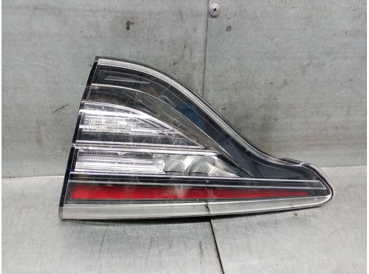 Replacement rear right tail light for Renault Clio V (b7_) 1.6 E-Tech 140 (b7mu) OEM IAM reference 265506440R 265506440R 
