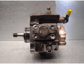 Recambio de bomba inyeccion para kia sorento 2.5 crdi active referencia OEM IAM 331004A410 0445010118 BOSCH