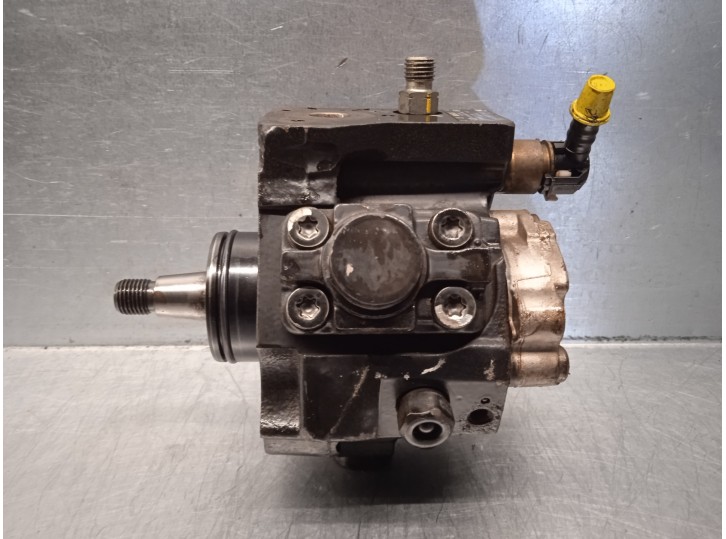 Recambio de bomba inyeccion para kia sorento 2.5 crdi active referencia OEM IAM 331004A410 0445010118 BOSCH