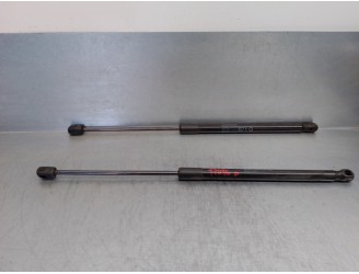 Replacement boot / tailgate dampers for Citroën C4 lim. 1.6 HDi FAP OEM IAM reference 9800717680 