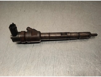 Replacement injector for Kia Sorento 2.5 CRDi Active OEM IAM reference 338004A500 0445110275 BOSCH