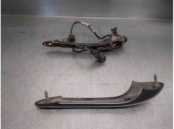 Recambio de maneta exterior delantera izquierda para maserati quattroporte 4.7 v8 cat referencia OEM IAM   