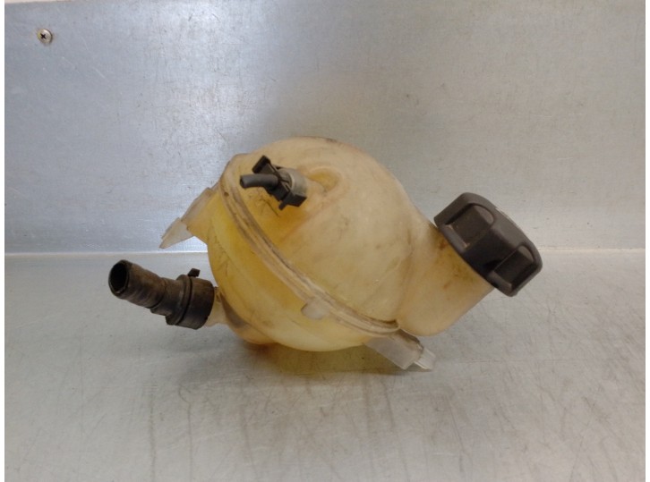 Recambio de deposito expansion para citroën c4 lim. 1.6 hdi fap referencia OEM IAM 1323FA 