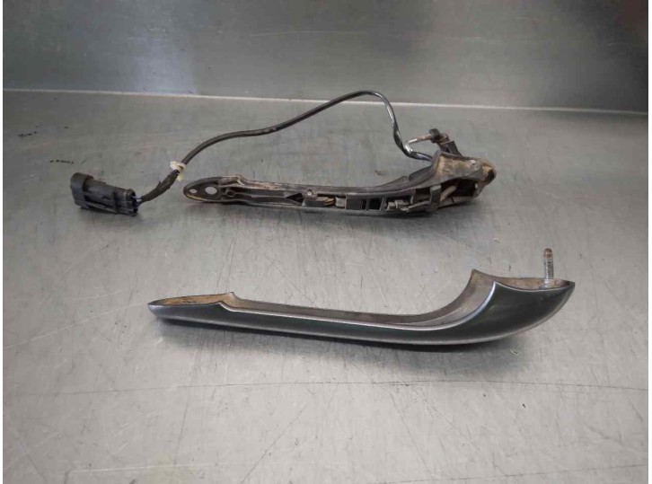 Recambio de maneta exterior delantera derecha para maserati quattroporte 4.7 v8 cat referencia OEM IAM 