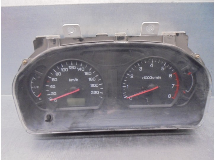 Recambio de cuadro instrumentos para mitsubishi space wagon (n80/n90) 2.4 gdi cat referencia OEM IAM MR381549  