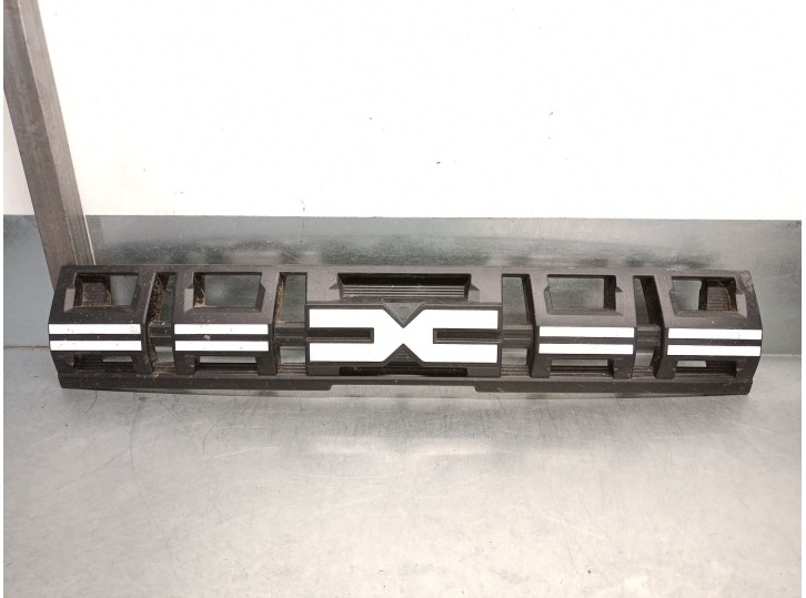 Recambio de rejilla delantera para dacia duster (hm_) 1.0 tce 90 referencia OEM IAM 622567432R 622567432R 