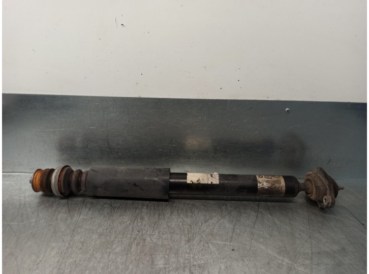 Recambio de amortiguador trasero izquierdo para bmw serie 3 touring (e91) 320d referencia OEM IAM 33526772926 SACHS