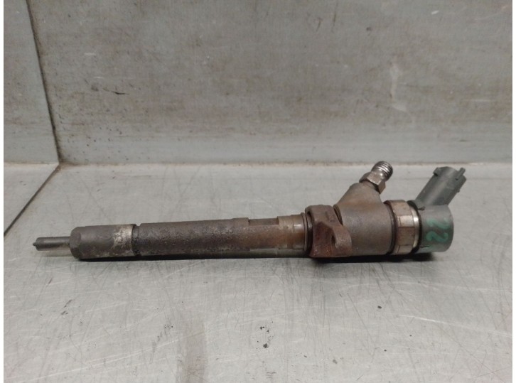 Replacement injector for Citroën C4 Coupé (LA_) 1.6 HDi OEM IAM reference 0445110188 0445110188 BOSCH