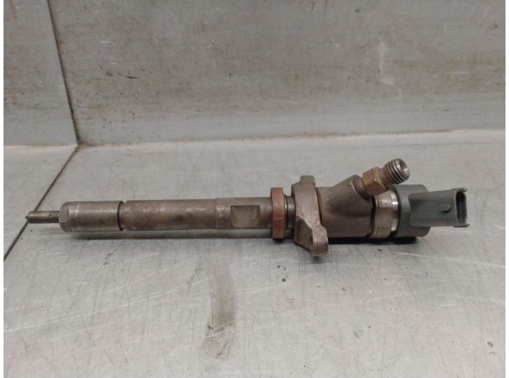 Recambio de inyector para citroën c4 coupé (la_) 1.6 hdi referencia OEM IAM 0445110188 0445110188 BOSCH