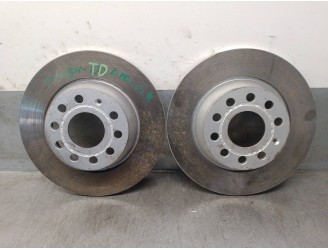 Recambio de disco freno trasero para volkswagen passat berlina (3c2) 2.0 tdi referencia OEM IAM 1K0615601AD  