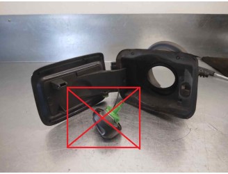 Recambio de tapa exterior combustible para bmw serie 3 touring (e91) 320d referencia OEM IAM 7073961 